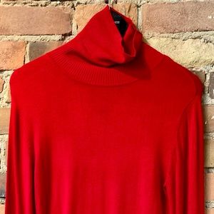 Vintage Red Danier Long-Sleeved Turtleneck. Size: Small.